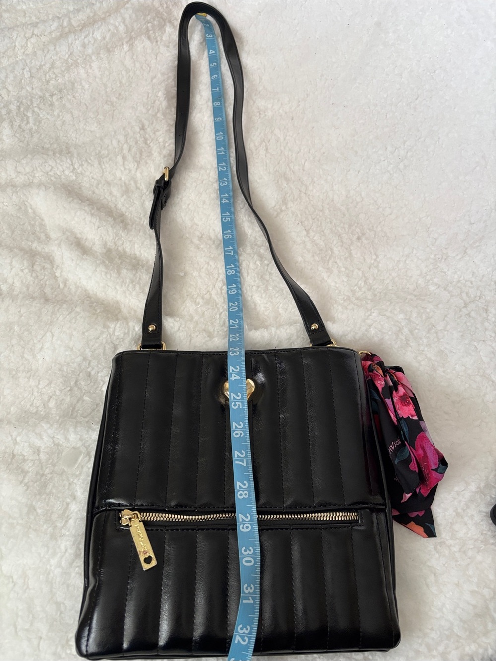 Betsey Johnson Black Quilted Heart Accent Crossbody Bag with Floral Scarf - Picture 6 of 9